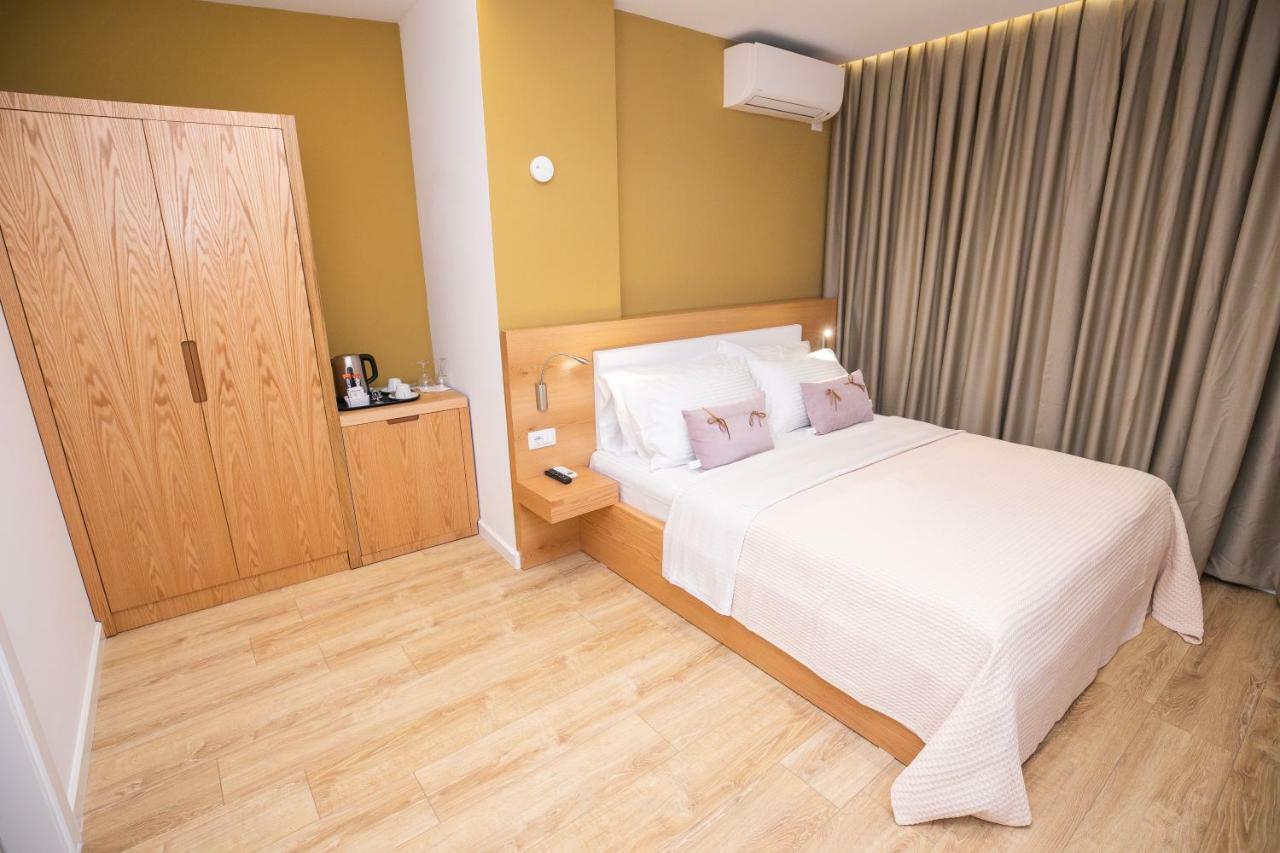 Elior 3* Tirana